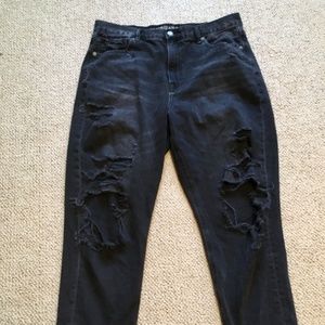American Eagle size 14 ripped Mom Jeans